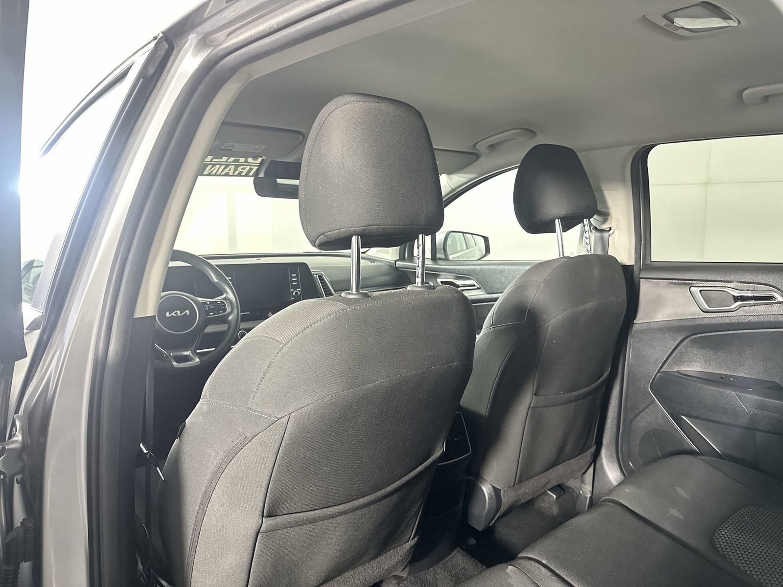 Used 2023 Kia Sportage LX image 24