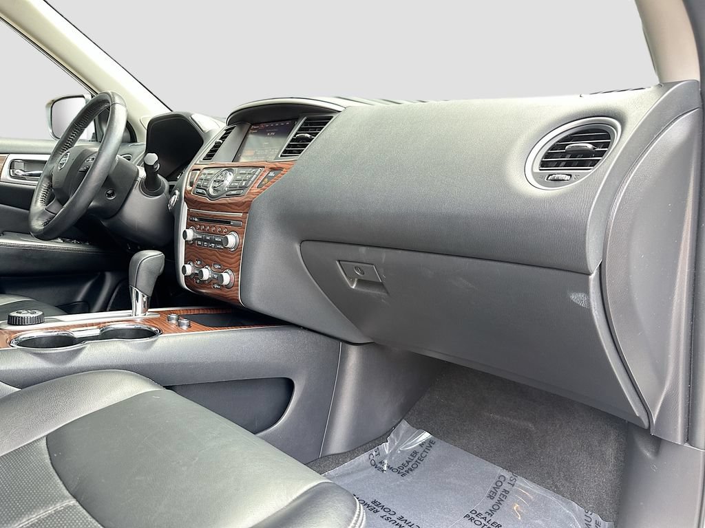 Used 2020 Nissan Pathfinder Platinum w/ Cargo Package AWD/4WD image 31
