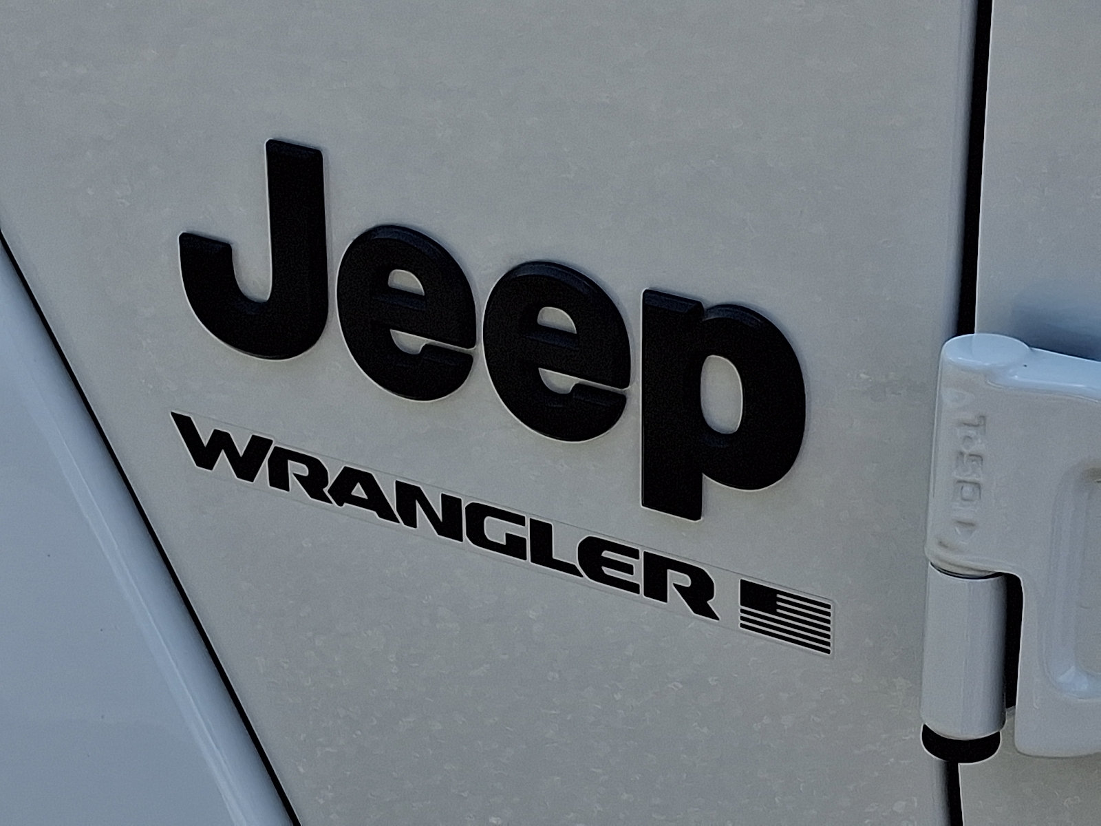 Used 2025 Jeep Wrangler Unlimited Sahara w/ Safety Group AWD/4WD image 31