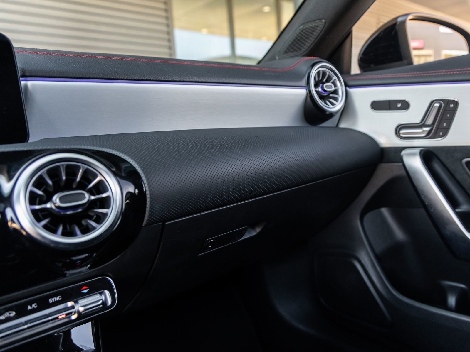 Used 2023 Mercedes-Benz CLA 250 image 26