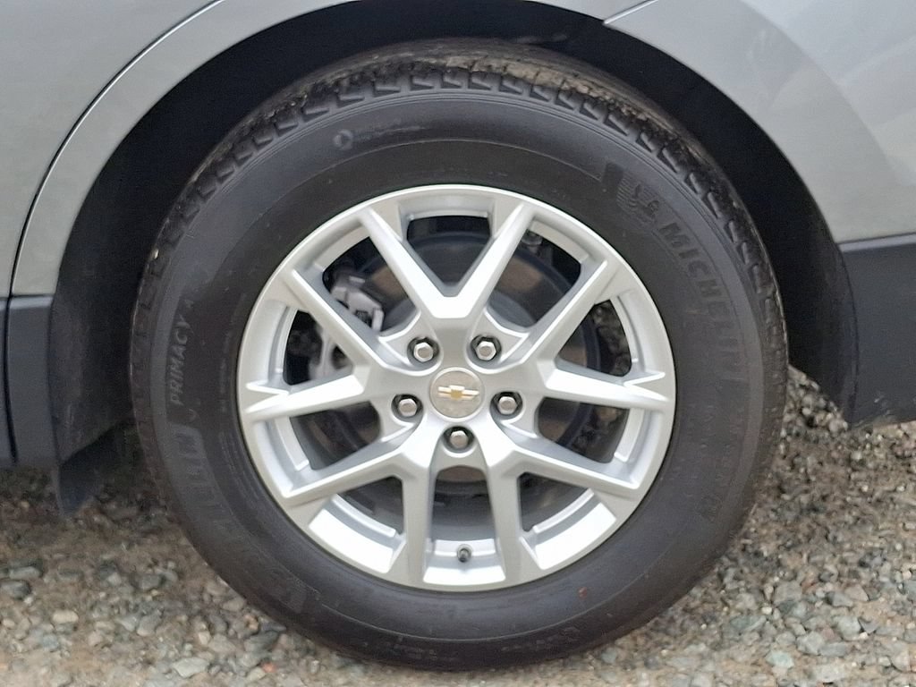 Used 2024 Chevrolet Equinox LT FWD image 31