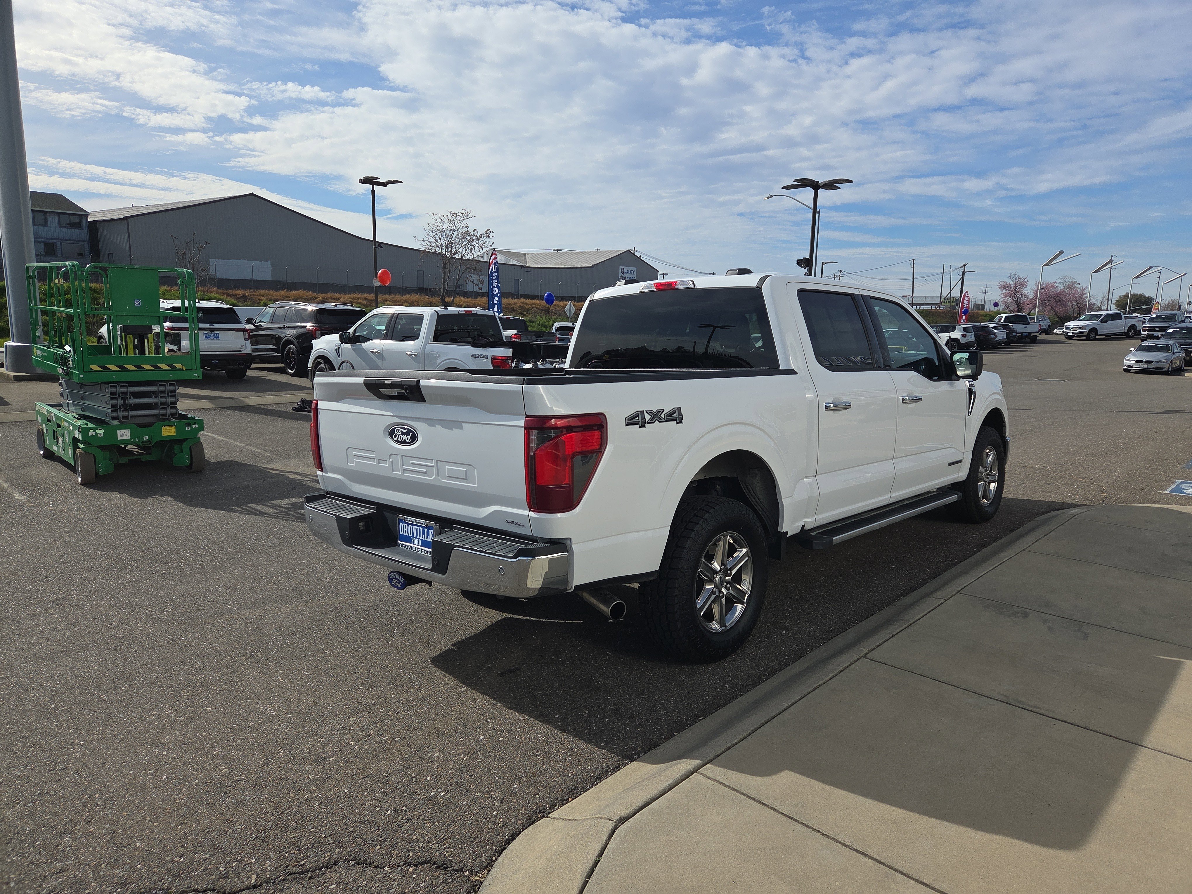 Used 2024 Ford F150 XLT w/ Mobile Office Package image 5