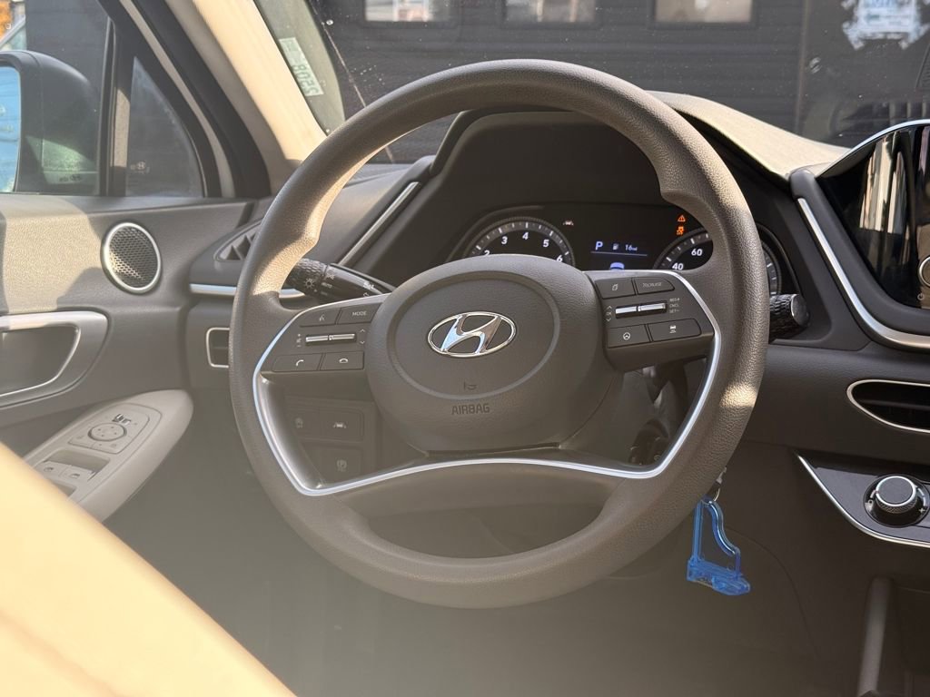 Used 2023 Hyundai Sonata SE image 19