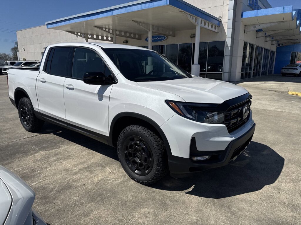 New 2025 Honda Ridgeline Sport+ image 2