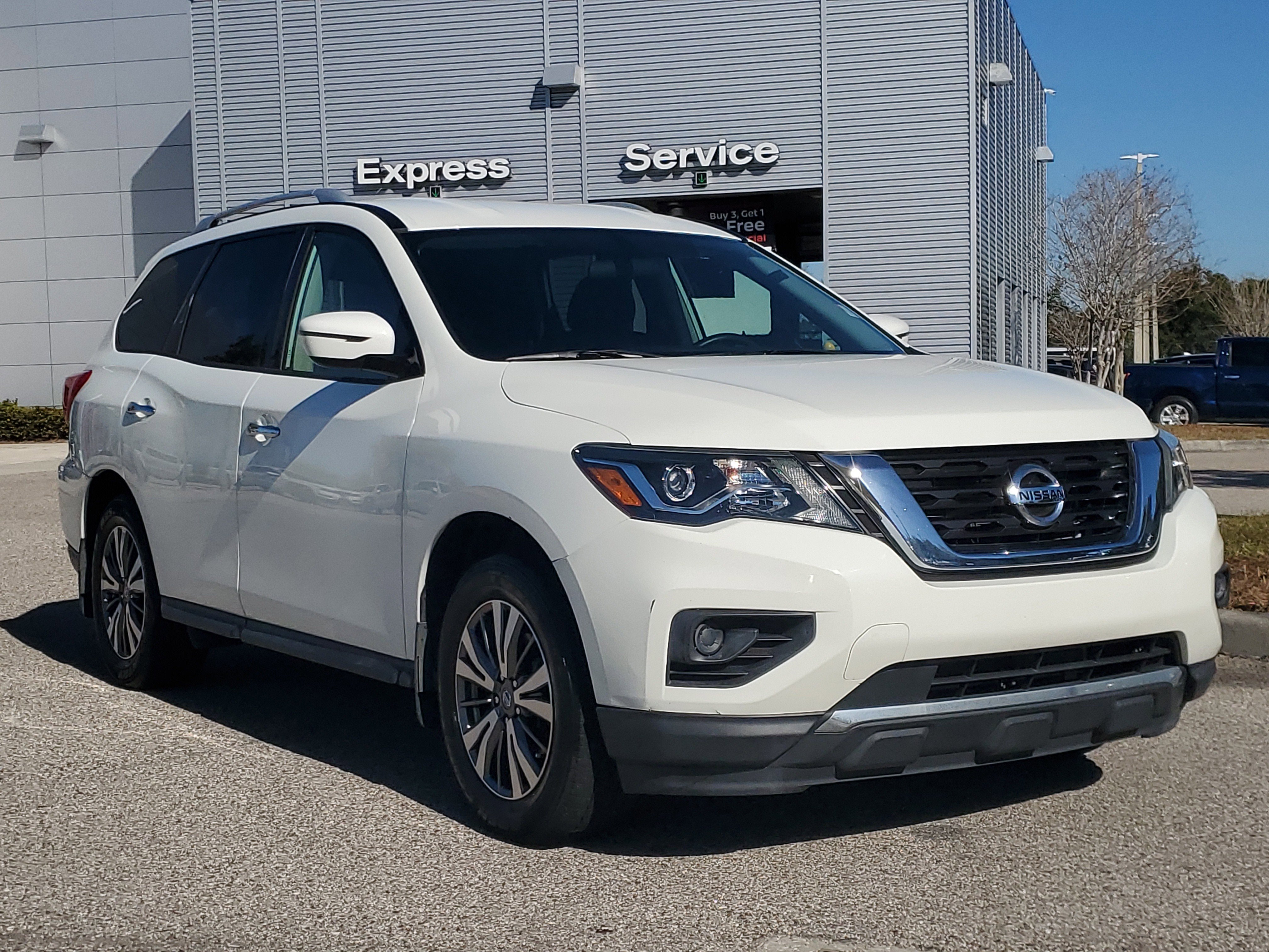 Certified 2020 Nissan Pathfinder S image 3