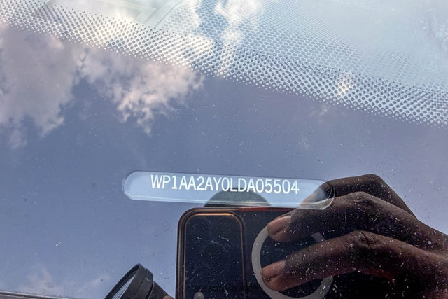 Used 2020 Porsche Cayenne AWD/4WD image 37