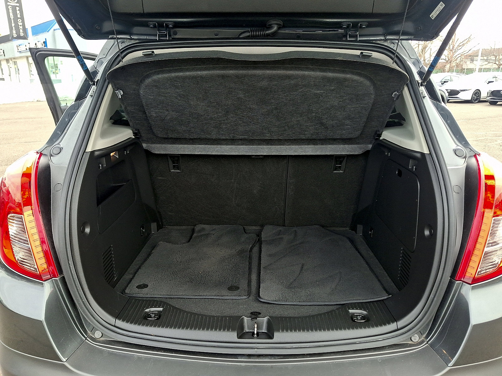 Used 2016 Buick Encore FWD image 30