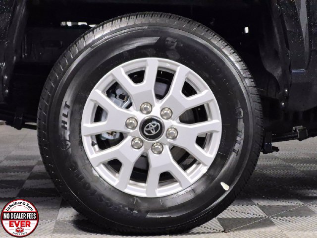 New 2026 Toyota Tacoma SR w/ SR Upgrade Package AWD/4WD image 27