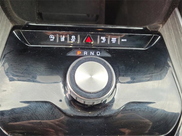 Used 2023 Jeep Wagoneer Series III w/ Preferred Equipment Group image 28