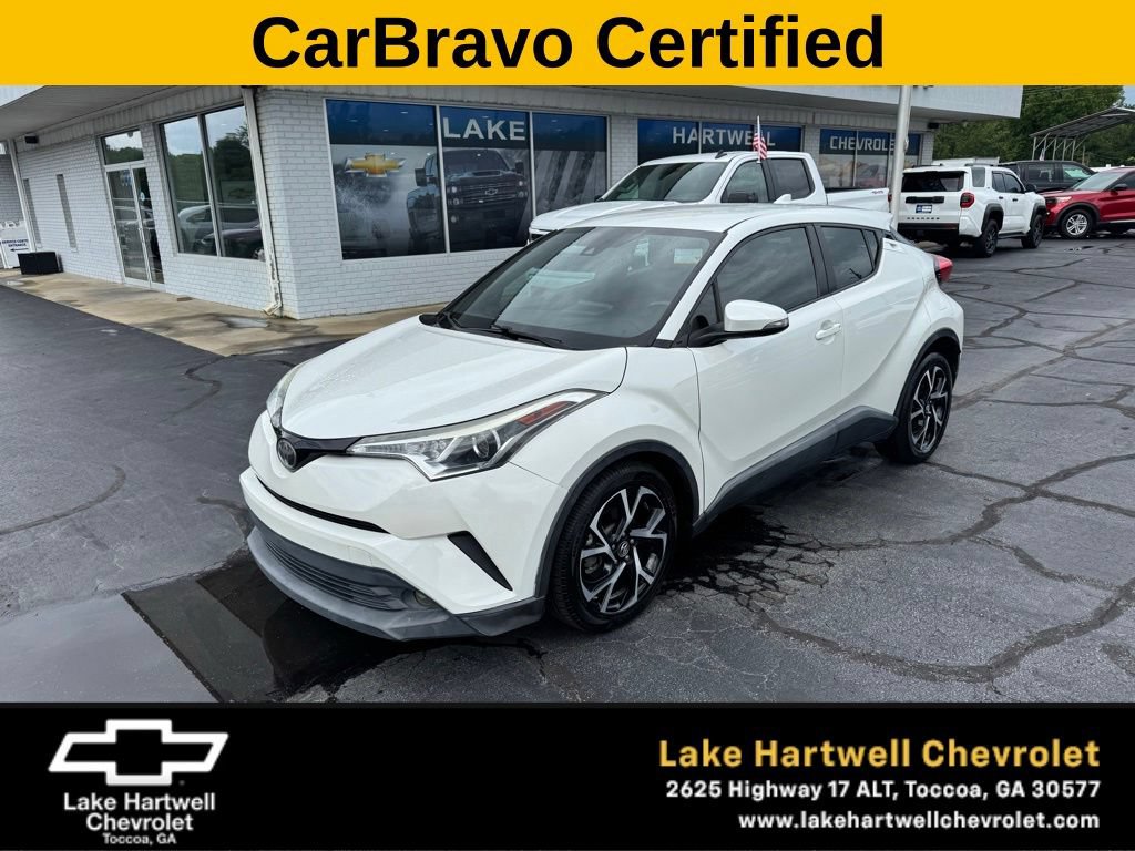 Used 2018 Toyota C-HR XLE FWD image 1