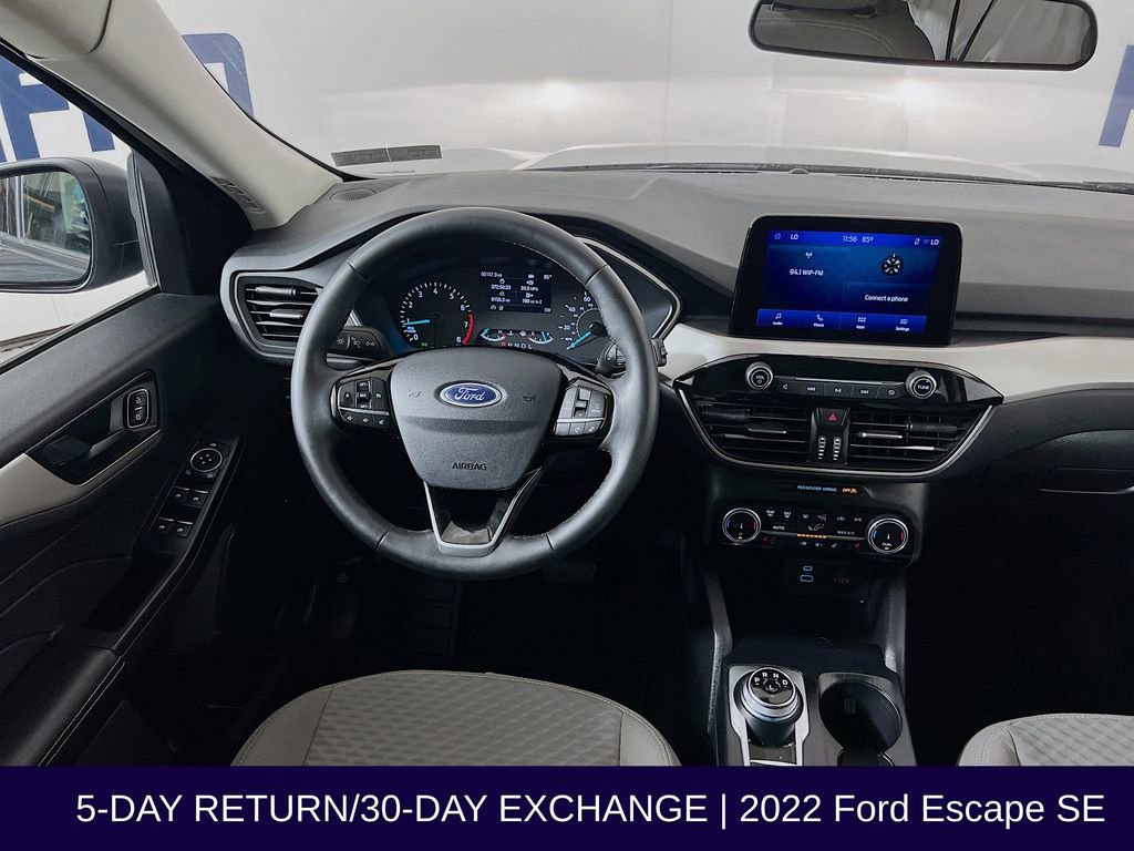 Used 2022 Ford Escape SE w/ Convenience Package FWD image 27