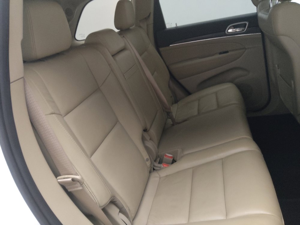 Used 2019 Jeep Grand Cherokee Limited AWD/4WD image 19