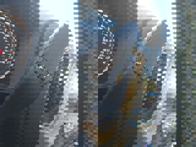 Used 2023 GMC Sierra 3500 SLT w/ SLT Convenience Package image 30