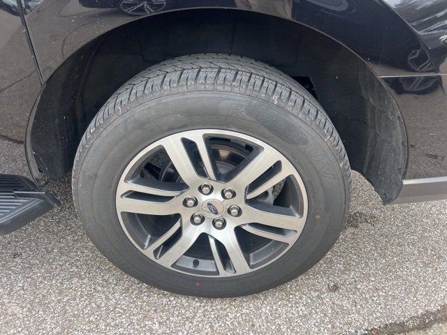 Used 2024 Ford Expedition Max Limited image 5