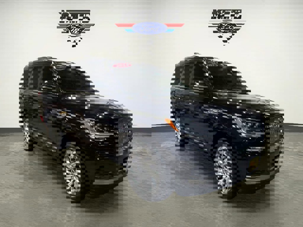 Used 2024 Lincoln Navigator Reserve image 7