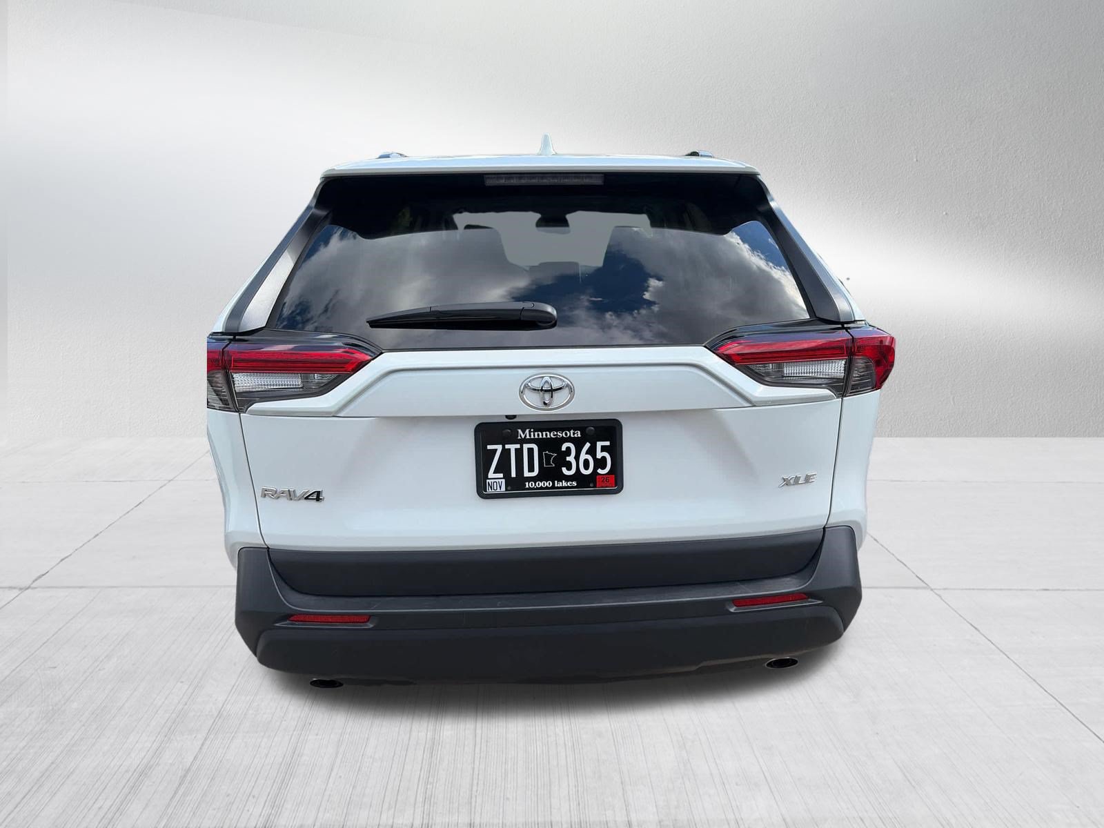Certified 2024 Toyota RAV4 XLE Premium FWD image 5