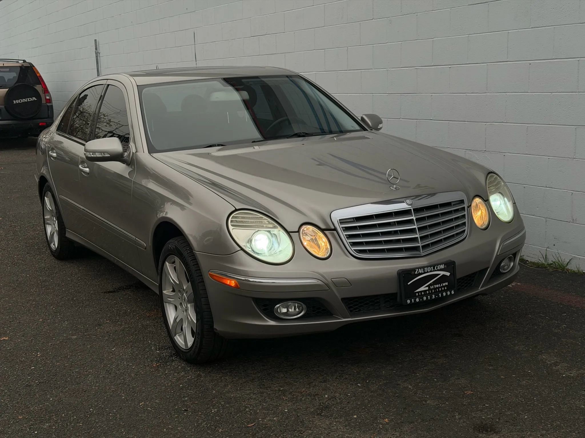 Used 2007 Mercedes-Benz E 350 Sedan image 7