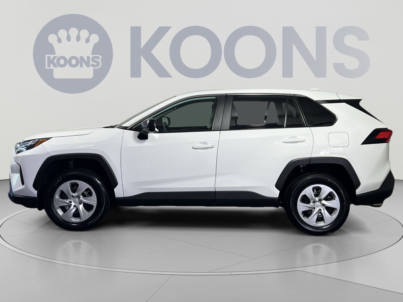 Used 2025 Toyota RAV4 LE FWD image 2