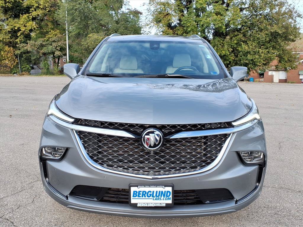 Used 2024 Buick Enclave Avenir w/ Avenir Technology Package AWD/4WD image 9