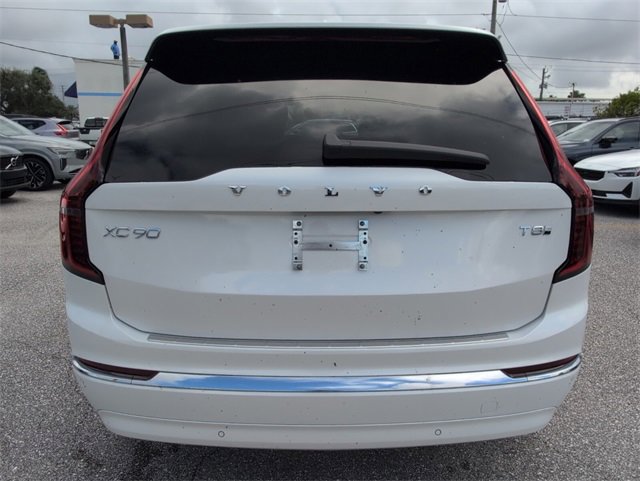 New 2026 Volvo XC90 T8 Plus image 9