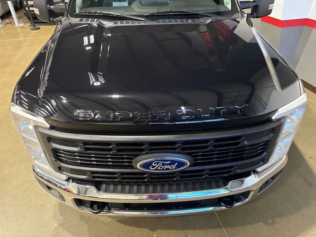 Used 2024 Ford F250 XL w/ XL Chrome Package RWD image 57