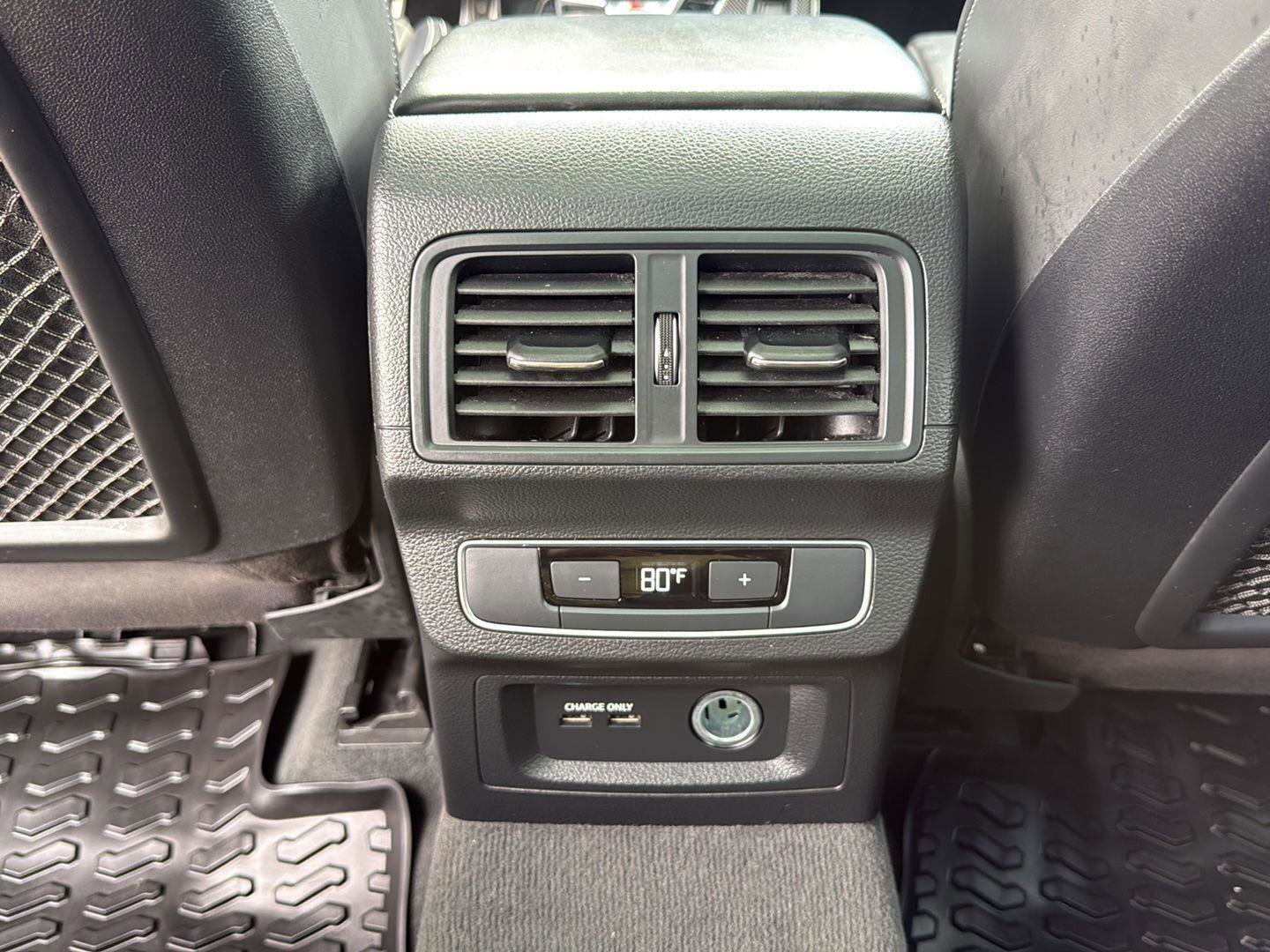 Used 2021 Audi SQ5 Premium Plus w/ Premium Plus Package image 22