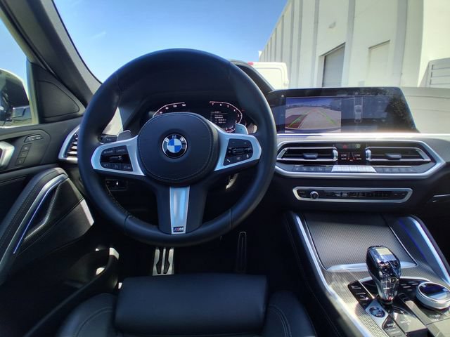 Used 2022 BMW X6 xDrive40i w/ M Sport Package AWD/4WD image 10