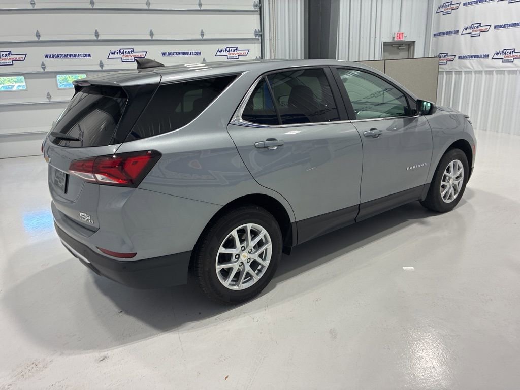 Used 2024 Chevrolet Equinox LT AWD/4WD image 7