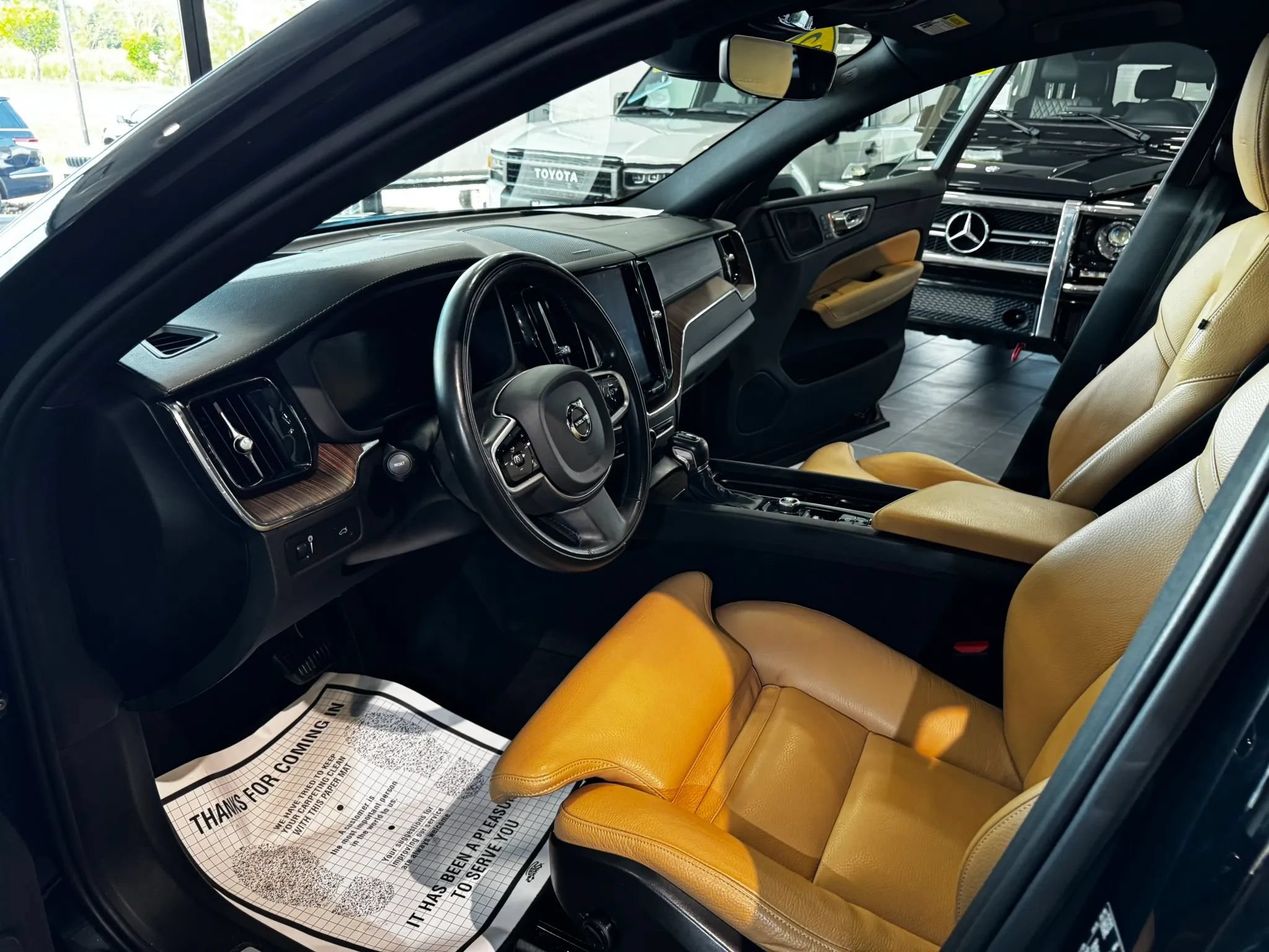 Used 2020 Volvo XC60 T5 Inscription AWD/4WD image 9