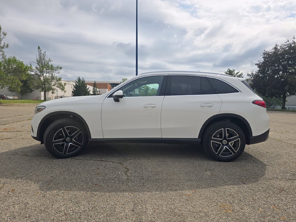 New 2027 Mercedes-Benz GLC 300 4MATIC image 14