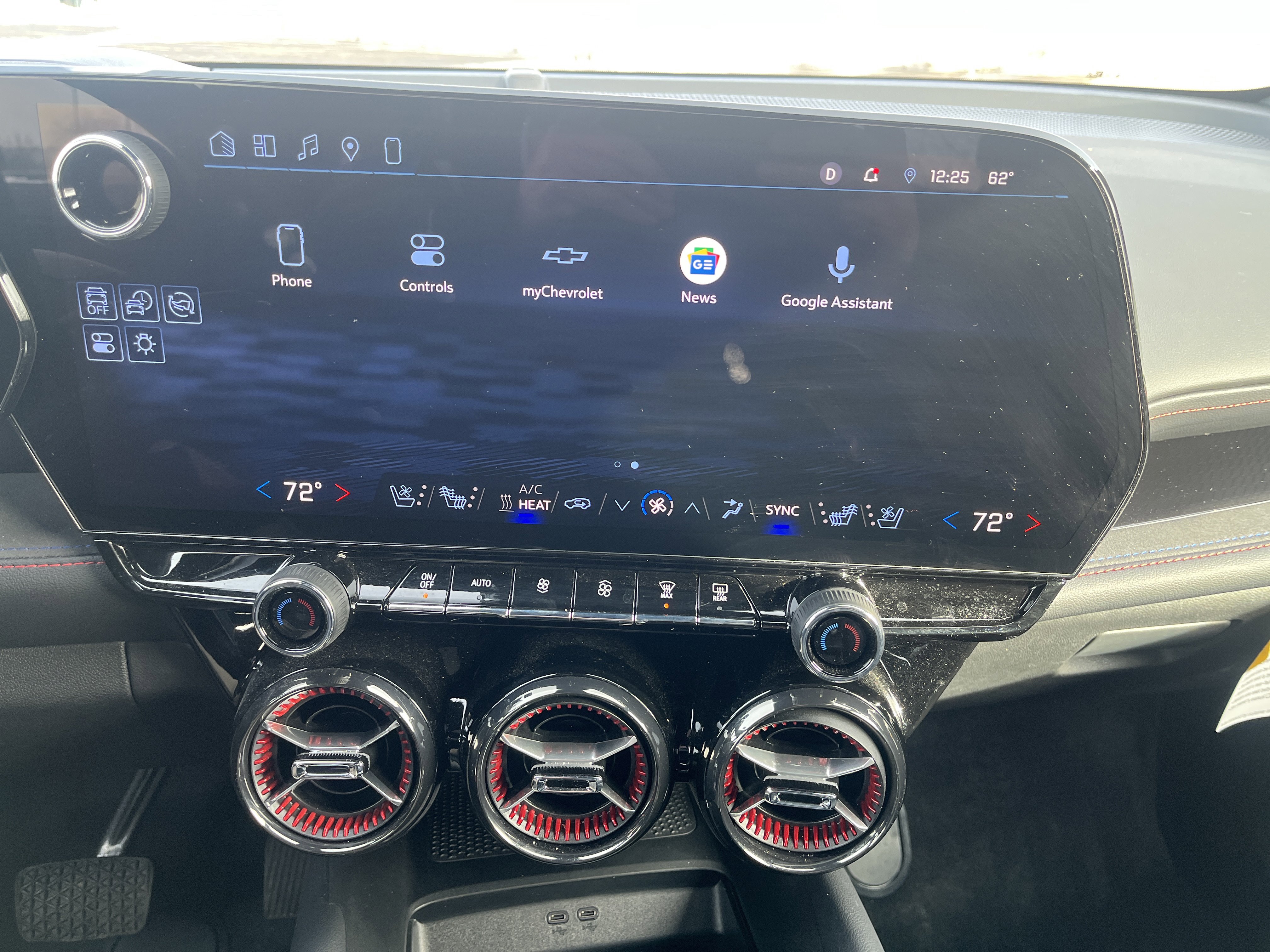 Used 2025 Chevrolet Blazer EV RS image 25