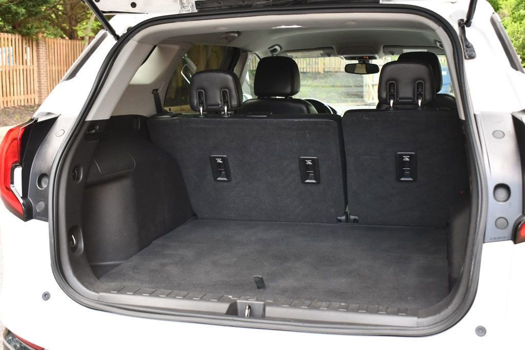 Used 2019 GMC Terrain SLT image 8