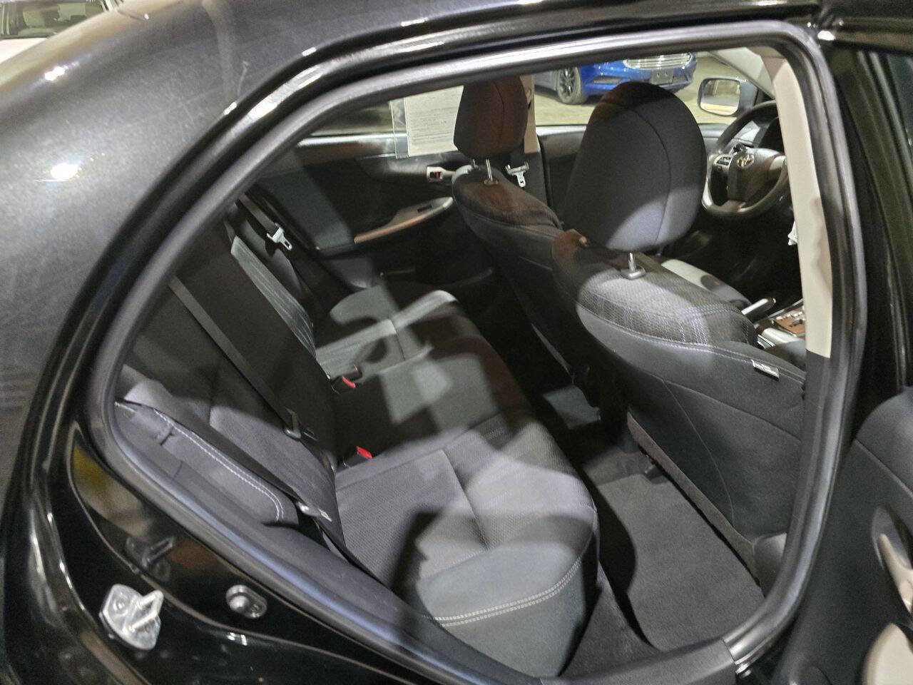 Used 2013 Toyota Corolla S w/ Premium Pkg image 32