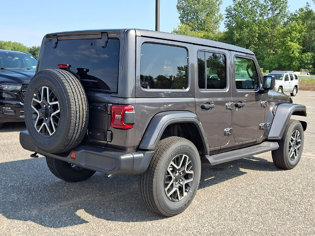 New 2027 Jeep Wrangler Unlimited Sahara AWD/4WD image 8