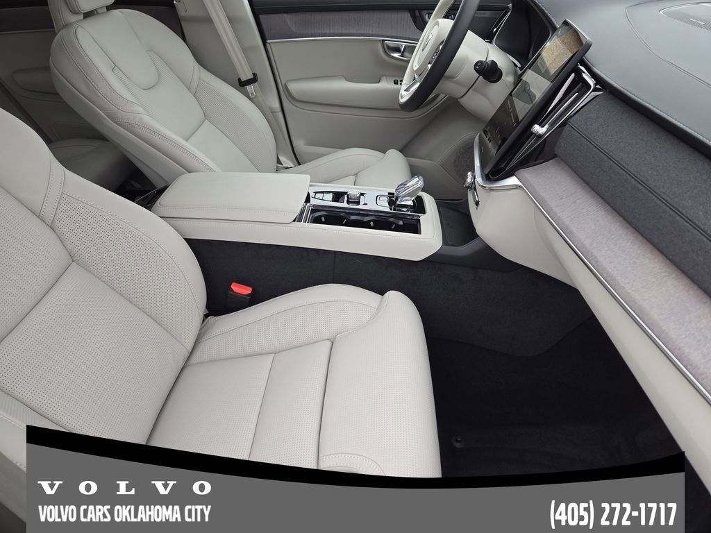 Used 2026 Volvo XC90 B6 Ultra image 13