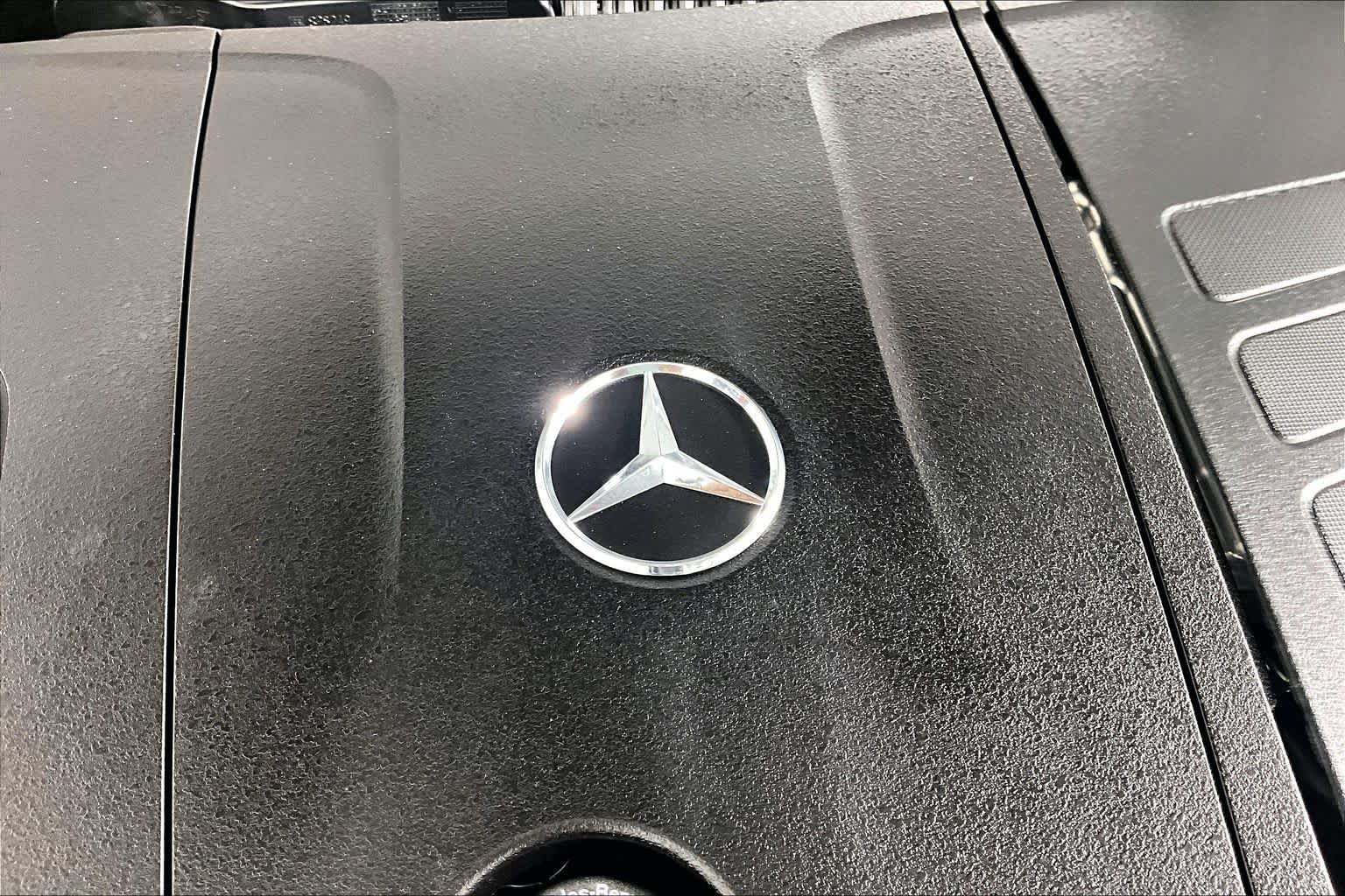 Used 2023 Mercedes-Benz GLC 300 image 31