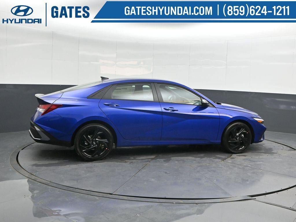 New 2026 Hyundai Elantra Sport image 3