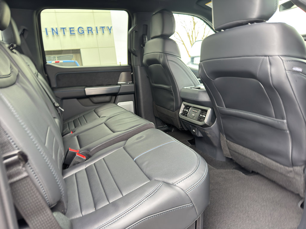 New 2026 Ford F250 Platinum w/ FX4 Off-Road Package image 33