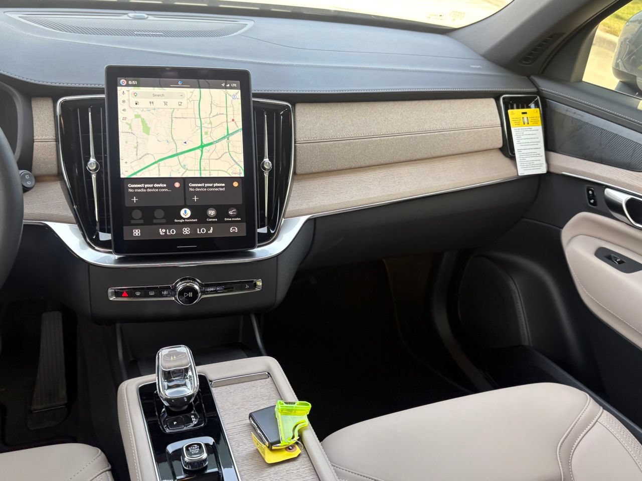 New 2026 Volvo XC90 B6 Plus w/ Protection Package Premier AWD/4WD image 12