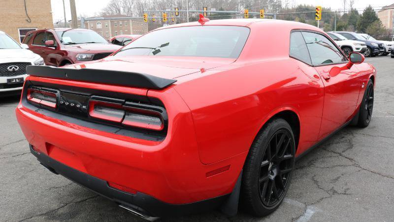 Used 2015 Dodge Challenger R/T Scat Pack w/ Scat Pack Appearance Package image 8