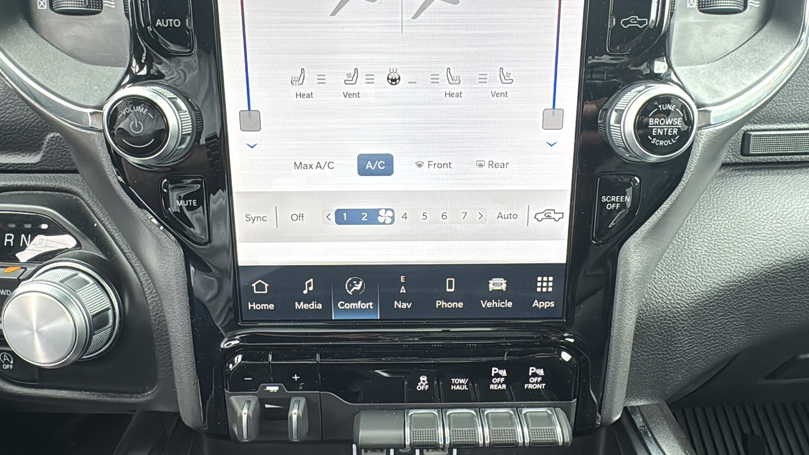 Certified 2024 RAM 1500 Laramie AWD/4WD image 20