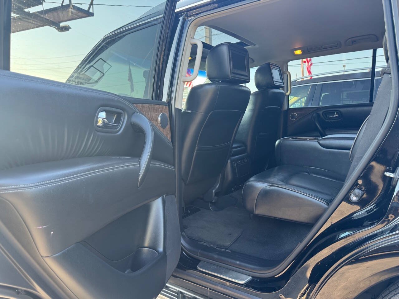 Used 2015 INFINITI QX80 2WD w/ 22" Wheel Package image 15