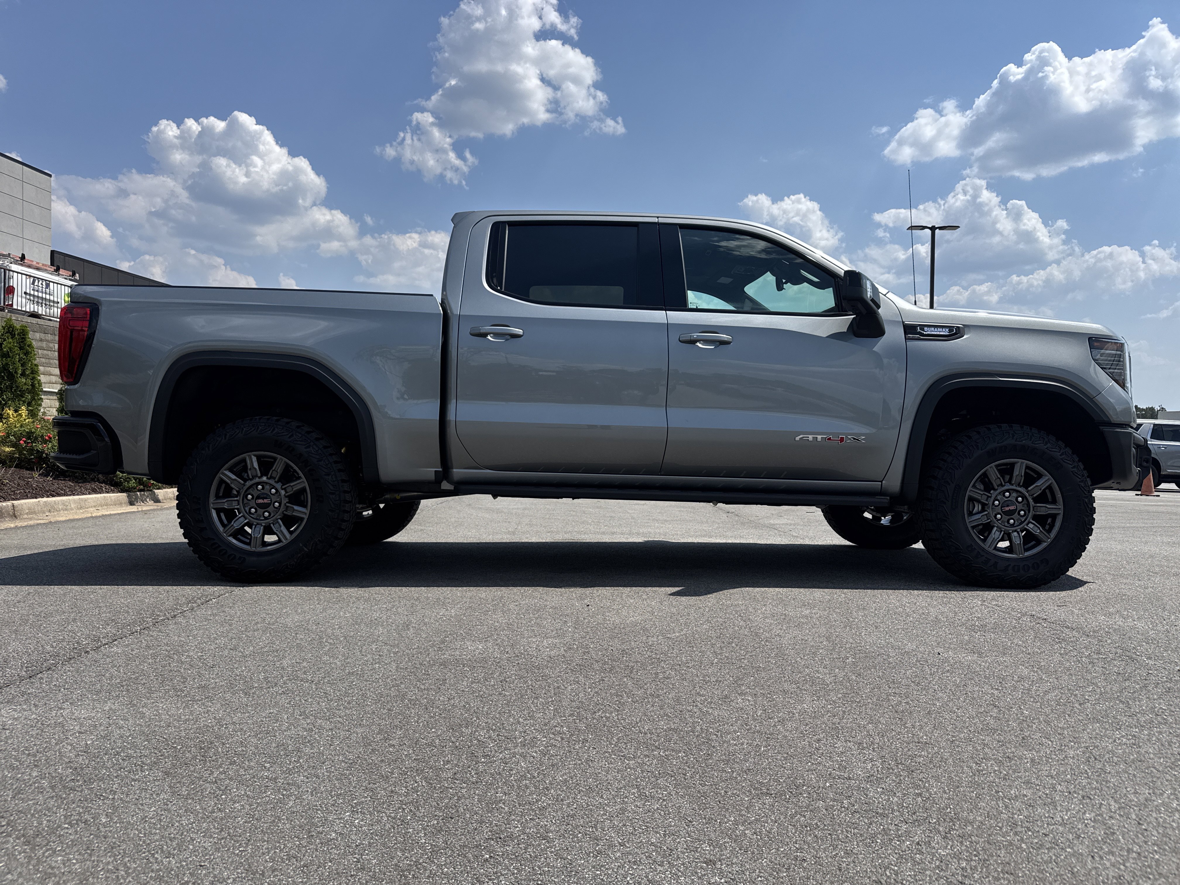 New 2026 GMC Sierra 1500 AT4X AWD/4WD image 11