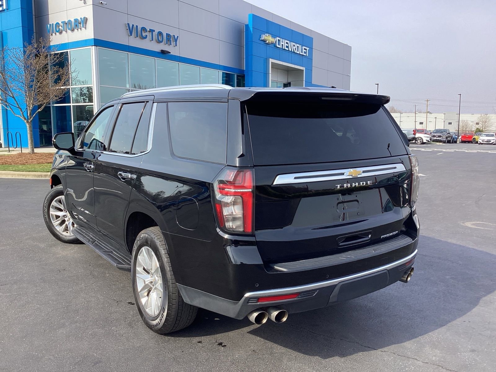 Used 2024 Chevrolet Tahoe Premier image 2