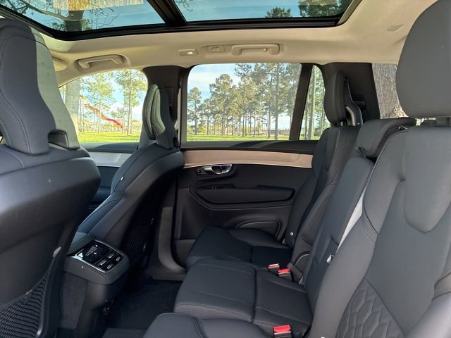 New 2026 Volvo XC90 B6 Plus w/ Protection Package Premier AWD/4WD image 22
