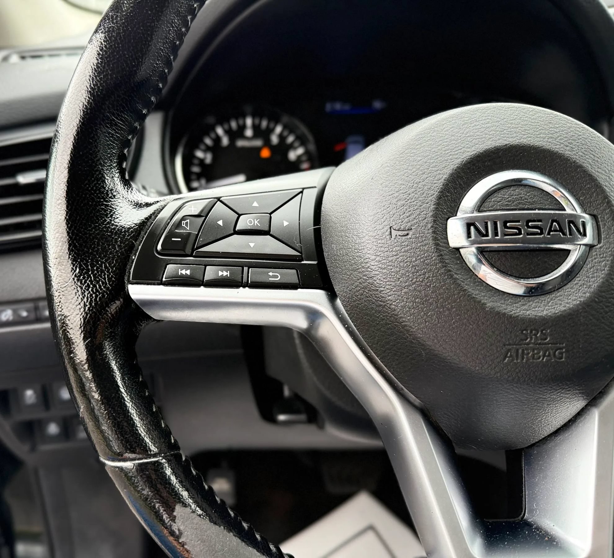 Used 2021 Nissan Rogue Sport SV AWD/4WD image 13