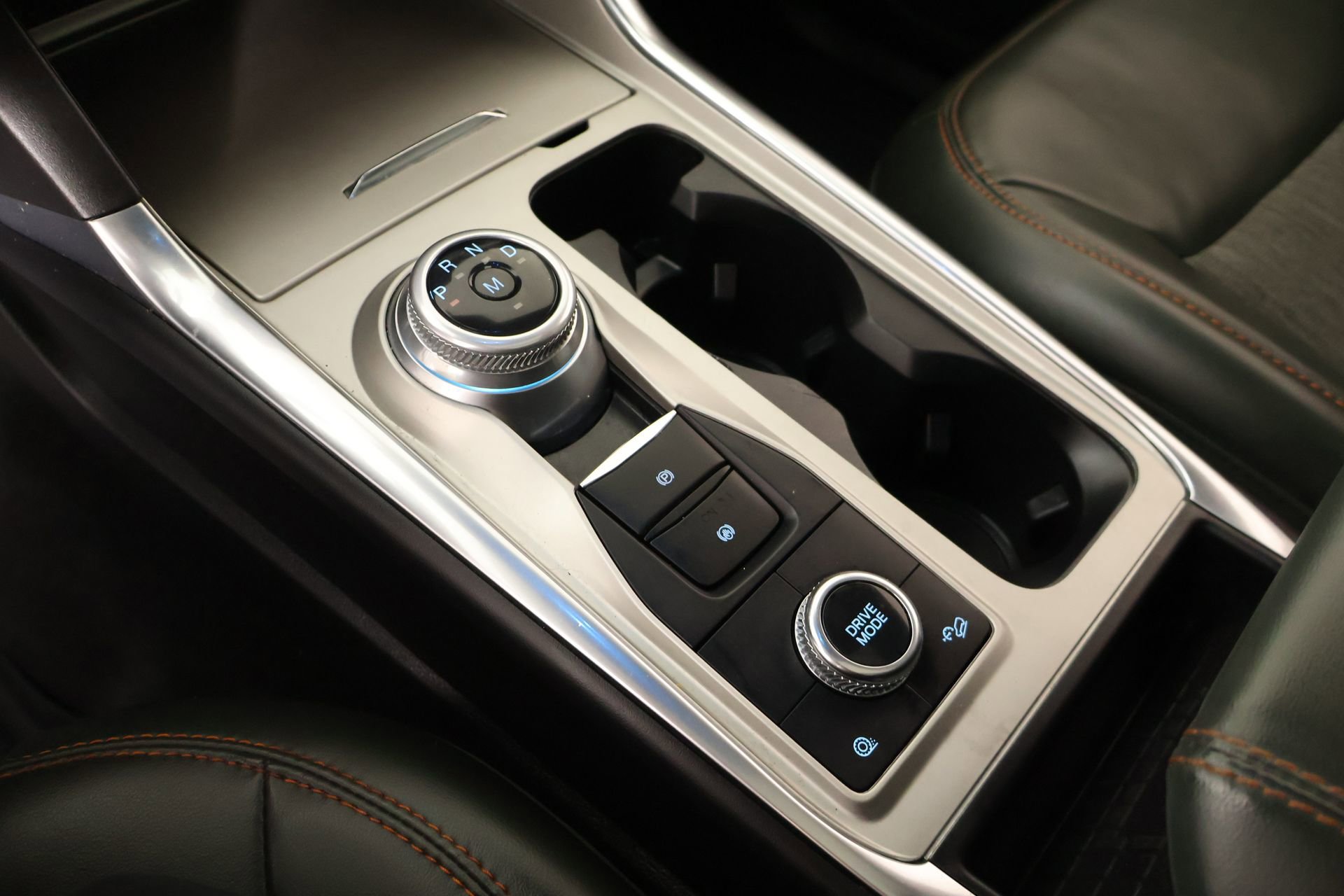 Used 2022 Ford Explorer Timberline w/ Timberline Technology Package image 9