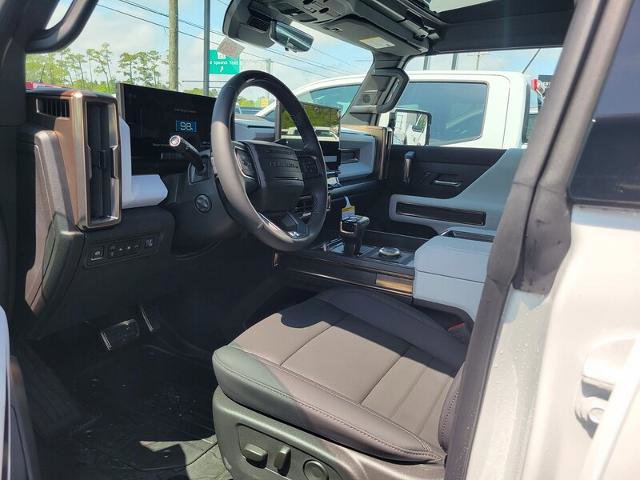 New 2025 GMC Hummer EV 2X w/ LPO, Illumination Package image 22