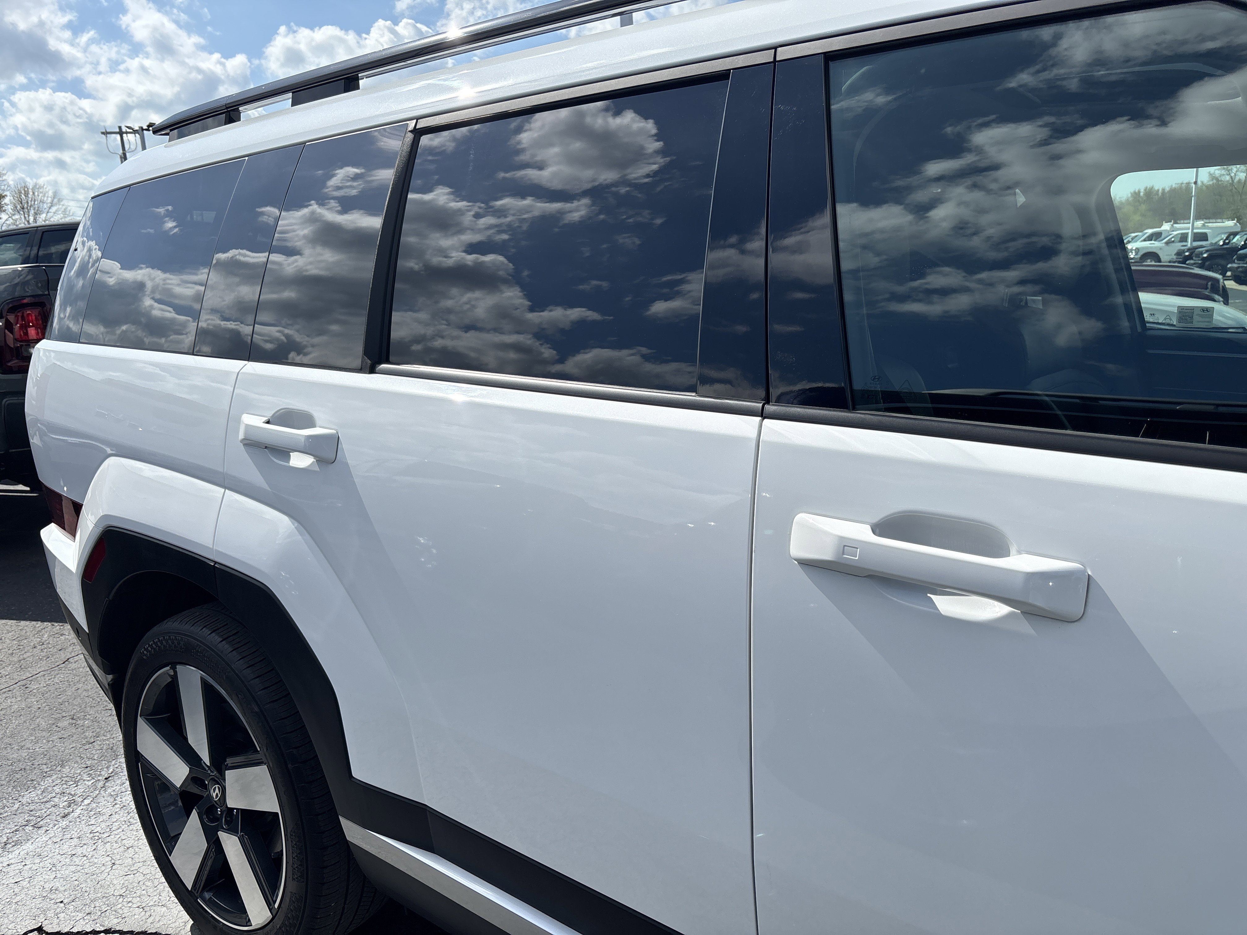 Used 2024 Hyundai Santa Fe Limited image 5