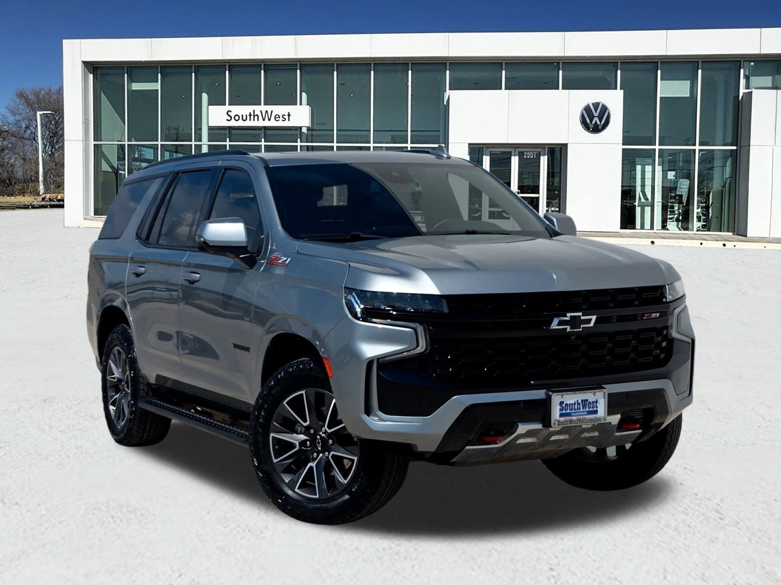 Used 2024 Chevrolet Tahoe Z71 w/ Luxury Package image 1